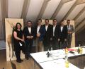 Bild: Jan Sicha/exb
Landrat Thomas Ebeling, Euregio-Präsident und Landrat WUN Peter Berek, MdEP Christian Doleschal, Staatssekretär und Tschechien-Koordinator Martin Schöffel, Vizehauptmann Frantisek Talir, MdL Gerhard Hopp und CeBB-Leiterin Veronika Hofinger (von rechts) sprechen in Schönsee über die grenzüberschreitende Zusammenarbeit.