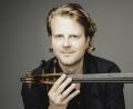 Bild: Marco Borggreve/exb
Cellist Julian Steckel