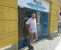 Bild: tk
"Hey Sie" heißt es nun im ehemaligen Mode-Laden Comma an der Ecke Bahnhofstraße/Untere Nabburger Straße in Amberg. Stephan Forte betreibt hier jetzt einen "Vita Store".