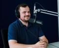 Bild: Jakob Graf
Blue-Devils-Mannschaftsbetreuer Manuel Hauer im Podcast-Studio von Oberpfalz Medien.