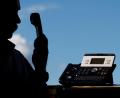 Symbolbild: Julian Stratenschulte/dpa
Ein Betrüger versuchte einem 62-jährigen Rodinger übers Telefon durch Gewinnversprechen Geld abzunehmen.