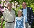 Bild: gf
Jubilar Dr. Konrad Samberger, Theresia Samberger und Oberbürgermeister Michael Cerny.