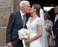 Bild: Lea Sarah Albert/dpa
H.P. Baxxter und seine frisch angetraute Ehefrau Sara nach der Hochzeit auf Sylt.