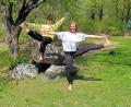 Bild: bsc
Für Carina Schulz (links) und Barbara Forster (rechts) ist Yoga eine Lebenseinstellung sowie eine Herzensangelegenheit. Am Samstag, 20. Juli, veranstalten sie auf dem Gelände des Fuchsmühler Badeweihers das erste „Stoawold-Yoga-Festival“.