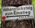 Bild: Heike Unger
Auf dem Höhenglücksteig ist am Sonntag eine Kletterin verunglückt. Der Klettersteig bei Hirschbach ist bei Outdoor-Freunden sehr beliebt.