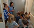 Bild: Kinderhaus Steinwaldzwerge/exb
Die Vorschulkinder des Kinderhauses Steinwaldzwerge waren zu Besuch in der Sparkasse in Neusorg.