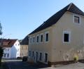 Bild: le
Das historische Gebäude der Hutmacherei Georg Hilburger in Floß soll abgerissen werden.