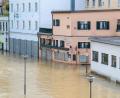 Bild: Armin Weigel/dpa
Teile der Altstadt sind vom Hochwasser der Donau überschwemmt.