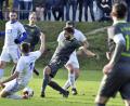 Archivbild: Hubert Ziegler
Neuland betritt der SV Kohlberg (im Bild Fabian Wudy im dunklen Trikot beim Schuss) in der neuen Saison: Der Tabellendritte der Kreisliga Nord wurde in die Kreisliga Süd eingruppiert.
