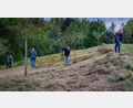 Bild: OWV Beidl/exb
Die Arbeit des OWV im Naturschutz und in der Landschaftspflege nimmt immer breiteren Raum ein. Hier ein Foto von der Pflege der Streuobstwiese, die der Zweigverein Beidl im Jahr 2015 angelegt hat.