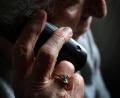Symbolbild: Karl-Josef Hildenbrand, dpa
Telefonbetrüger scheuen nicht davor zurück, ihren Opfern hohe Gewinnsummen zu versprechen.