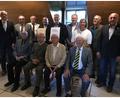 Bild: mma
Dem SV Hahnbach gratulierten (hinten von links) Bürgermeister Bernhard Lindner, Altbürgermeister Hans Kummert, Ehrenvorsitzender Jochen Henkel, Thomas Gebele, Thomas Graml, Landrat Richard Reisinger, Anneliese Hoffmann, Franz Kotz und Georg Götz zum 75. Geburtstag. Darüber freuten sich (vorne von links) Vorsitzender Hans Luber und die drei noch lebenden Gründungsmitglieder Hans Weber, Herbert Demleitner und Hans Horn.