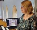 Bild: u
Als Iryna Hermann vor 21 Jahren aus der Ukraine nach Hirschau kam, hatte sie keine Ahnung vom Orgelspiel. Nachdem sie sich dieses größtenteils autodidaktisch beigebracht hatte, legte sie 2015 mit Bravour ihre Kirchenmusik-C-Prüfung ab.