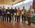 Bild: BJV Tirschenreuth/exb
Von links: Baronin Victoria von Lindenfels, Norbert Helgert, Leonhard Zintl, Karl Beer, Ingfried Weiß, Erich Härtl, Gregor Zölch und Baron Eberhard von Gemmingen-Hornberg.