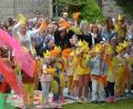 Bild: dob
Die Zuschauer erleben eine bunte Reise durch den Zoo "Blagrürogelorgli" und klatschen viel Beifall für diese sehenswerte Vorstellung.