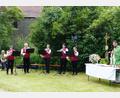 Bild: jp
Das Waldhornensemble vom Musikverein aus Freudenberg gestaltete den Festgottesdienst des Alpenvereins Amberg auf der Schweppermannsburg in Pfaffenhofen.