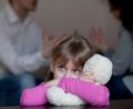 Symbolbild: Silvia Marks/dpa
Kinder leiden unter Streit und Trennung der Eltern sehr unterschiedlich. Eine Begleitung in Konflikten bietet die Erziehungsberatungsstelle in Tirschenreuth und Kemnath an.