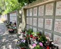 Bild: Gabi Schönberger
An welchem Platz einmal die eigene Urne stehen wird, können sich die Bürger in Weiden wohl bald zu Lebzeiten aussuchen. Dies soll nach einem Beschluss des Stadtrates in Zukunft möglich sein.