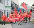 Bild: kek
Die gewerkschaftlich organisierten Beschäftigten von "Heim & Haus" in Auerbach sind erneut in einen Warnstreik getreten, nachdem sich bei den Tarifverhandlungen nichts getan hatte.
