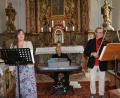 Bild: sne
Iris Meier, Aureliano Zattoni und Albert Hubert (von links) geben in der Waldkapelle ein klassisches Konzert zum Sommeranfang.