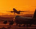 Bild: Boris Roessler/dpa
Damit der Ferienflieger nicht ohne einen abhebt: Bei "Rail and Fly"-Angeboten sollten Urlauber einen ausreichenden Zeitpuffer für die Fahrt zum Flughafen einplanen.