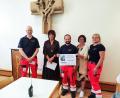 Bild: Josef Amann/exb 
Eine Spende übergeben (von links): Markus Dreyer, Tobias Meier und Sarah Ermer vom HvO Kaltenbrunn, Karin Amann und Maria Schendzielorz vom Pfarrgemeinderat Freihung.
