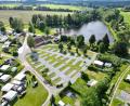 Bild: Naturcamp.net/exb
Philipp und Stefanie Sanders haben in den vergangenen Wochen nicht nur die Wege neu schottern lassen, sondern auch die Abstellplatz für Dauercamper und Wohnmobile neu strukturiert.