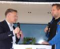 Bild: kro
Landtagsvizepräsident Tobias Reiß (links) war im "LandTruck" ein begehrter Interviewpartner.