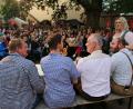 Bild: sne
Kein Platz blieb leer bei der Vorstellung der katholischen Theatergruppe im Innenhof des Museums.