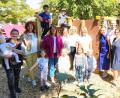 Bild: lst/exb
Nur strahlende Gesichter hat es im katholischen Kindergarten St. Johannes M. Vianney gegeben, als vor kurzem die Flosser Unternehmen Nexans autoelectric und Spezialtiefbaufirma Harald Gollwitzer den Kindern das neue Klettergerüst übergaben.