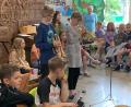Bild: do
Großen Spaß machte den Kindern die ersten Übungen mit den Blechblasinstrumenten.