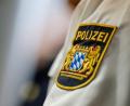 Symbolbild: Daniel Löb /dpa
Emblem der Polizei in Bayern.
