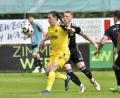 Bild: Hubert Ziegler
Erol Özbay (links, Szene aus der Partie gegen Ammerthal) trägt seit dieser Saison das Trikot der DJK Vilzing. Am Freitag kommt es zum Wiedersehen mit seinem Ex-Verein SpVgg SV Weiden.