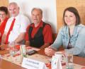 Bild: wro
Die Vorstandsspitze der SPD im Landkreis Tirschenreuth bilden Brigitte Scharf, Uli Roth (Erster Vorsitzender) und Karl Georg Haubelt. Gastrednerin bei der Kreisversammlung in Großbüchlberg war die Vorsitzende der SPD in der Oberpfalz und MdB Carolin Wagner (von links).