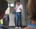 Bild: jut
Carsten Maschmeyer in Weiherhammer: Der Star-Investor spricht dort über seine schwere Kindheit und hört sich Start-up-Ideen an.