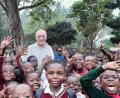 Archivbild: mas
Missionar Pater Stanislaus ist aus Uganda angereist und wird in seiner Predigt beim Fahrradgottesdienst Neuigkeiten aus Kakooge verkünden.