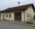 Bild: Houschka
Das ehemalige Feuerwehrgerätehaus in Högling wird künftig ein Dorfvereinshaus sein. Eine Nutzungsordnung hat der Gemeinderat verabschiedet. Doch demnächst soll noch über die Frage debattiert werden: Wer zahlt die dauerhaft entstehenden Folgekosten?