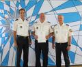 Bild: Polizeipräsidium Oberpfalz/exb
Polizeihauptkommissar Peter Breitschafter (Mitte) wurde von Polizeivizepräsident Robert Fuchs (links) in den Ruhestand verabschiede. Rechts im Bild der Oberviechtacher Dienststellenleiter Werner Linhart.