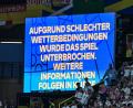 Bild: Federico Gambarini/dpa
Das EM-Achtelfinale zwischen Deutschland und Dänemark musste unterbrochen werden.