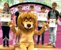 Bild: Schützenverein Linda Mähring/exb
Die erfolgreichen Mähringer Nachwuchsschützen (von links) Helena Schmeller, Finja Preisinger, Alexander Müller, Tom Rödl und Jakob Bäuml mit dem Maskottchen „Gushu“.