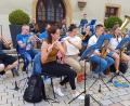Bild: u
Das Orchester des Musikzuges begleitete die Lehrpfad-Eröffnungszeremonie mit einer öffentlichen Konzertprobe