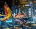 Bild: Andreas Arnold/dpa
Autokorsos feiern bei der EM ein Comeback.