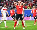 Bild: Robert Michael/dpa
Niederlage gegen die Türkei: Achtelfinal-Aus für Österreich.