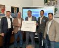 Bild: Marktgemeinde Wiesau/exb
Staatsminister Christian Bernreiter kam zur Übergabe des Förderbescheids nach Wiesau. Im Bild von links: Landtagsabgeordneter Tobias Reiß, Bürgermeister Toni Dutz, Christian Bernreiter, Bundestagsabgeordneter Albert Rupprecht, Zweiter Bürgermeister Michael Dutz.