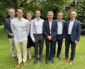Bild: Elisa Romfeld/exb
Das neue Präsidium des Lions-Clubs Sulzbach-Rosenberg (von links) Werner Dürgner, Dr. Raphael Schmid, Dr. Katja Rödiger, Dr. Lars Romfeld, Reinhard Kräuter, Dr. Klaus Gebel und Jürgen Schleicher.