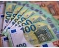 Symbolbild: Monika Skolimowska/dpa
Insgesamt 5,2 Millionen Euro an Fördergeldern fließen in den Landkreis Neustadt/WN. Davon soll unter anderem die Wohn- und Lebensqualität in Städten und Gemeinden gesteigert werden.
