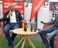 Bild: Gebert
Felix Magath (links) am Donnerstag in Weiden beim "EM-Talk" mit Ex-"Kicker" Redakteur Harald Kaiser.