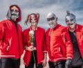 Bild: Nico Scholl 
Mit neuer Gitarristin "Rose": Die Speichersdorfer Band Hämatom.