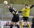 Archivbild: Hubert Ziegler
Tobias Götz (links) und seine Teamkollegen vom FC Amberg testen am Samstag gegen die DJK Gebenbach.