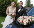 Bild: kro
Theresa und Dominik Gleißner heirateten am Samstag in der Pfarrkirche Mariä Heimsuchung in Poppenreuth.